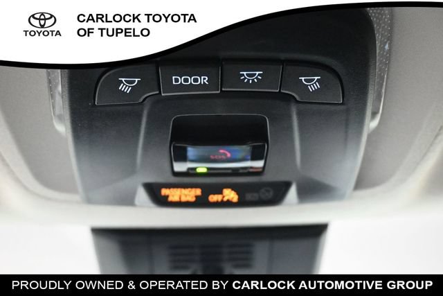 Used 2026 Toyota Corolla LE FWD image 32