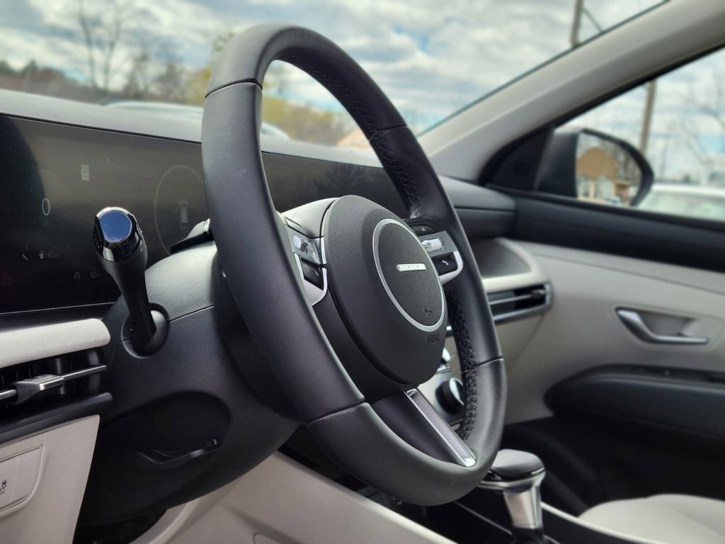 Used 2026 Hyundai Tucson SEL image 16