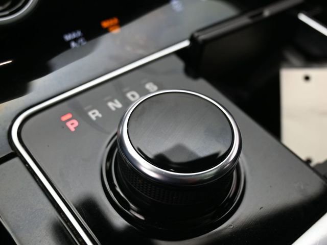 Used 2020 Land Rover Range Rover Velar R-Dynamic S image 22