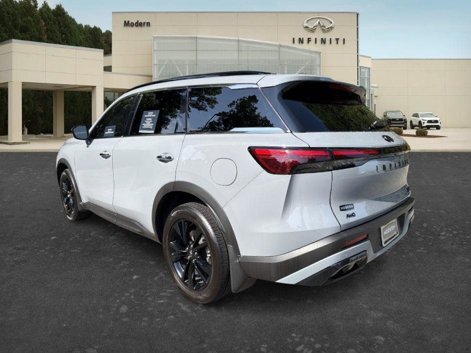 Certified 2025 INFINITI QX60 Luxe w/ Black Edition AWD/4WD image 6