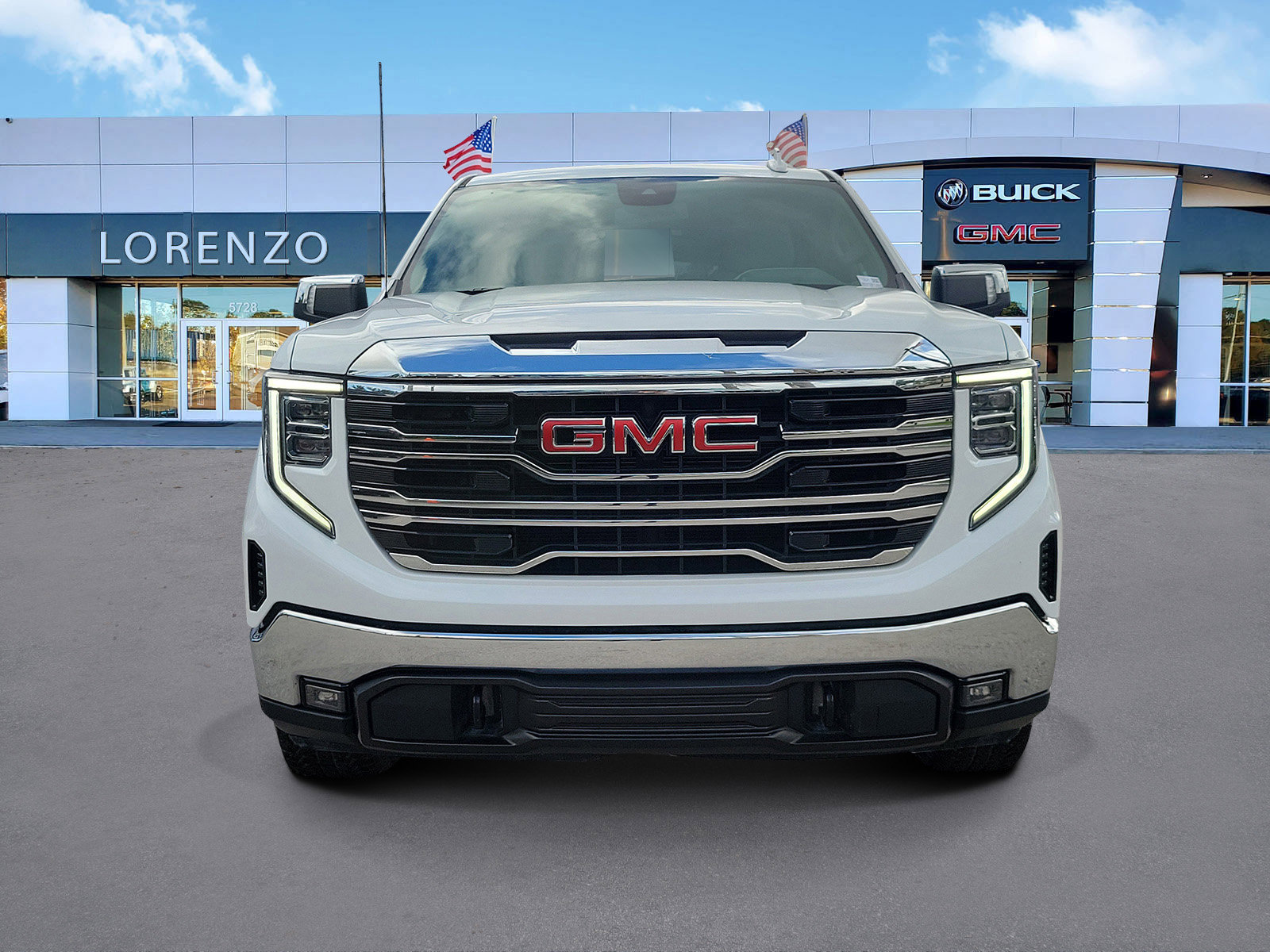 Used 2022 GMC Sierra 1500 SLT w/ SLT Premium Package image 2