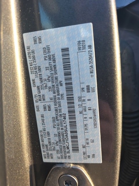 Used 2025 Lincoln Corsair AWD w/ Equipment Group 101A image 9