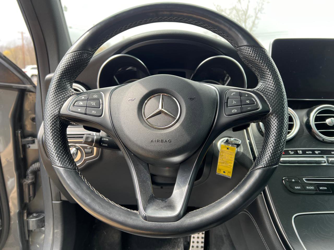 Used 2019 Mercedes-Benz GLC 300 4MATIC image 19