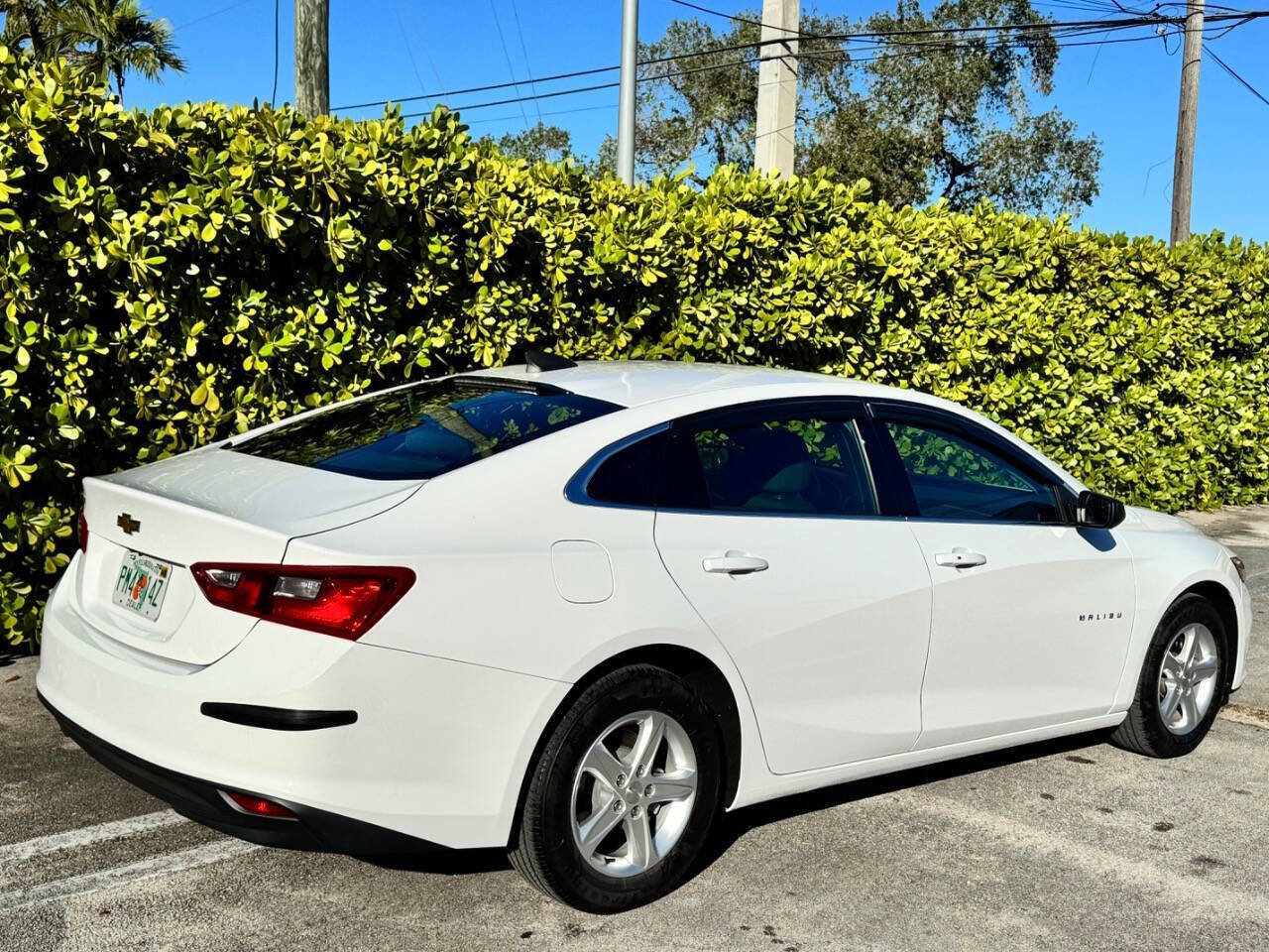 Used 2020 Chevrolet Malibu LS image 4