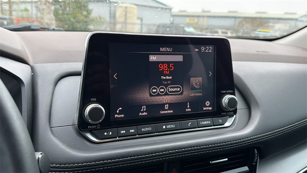 Used 2021 Nissan Rogue SV w/ Premium Package image 28