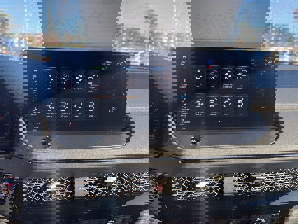 Used 2024 Honda Accord EX-L image 9