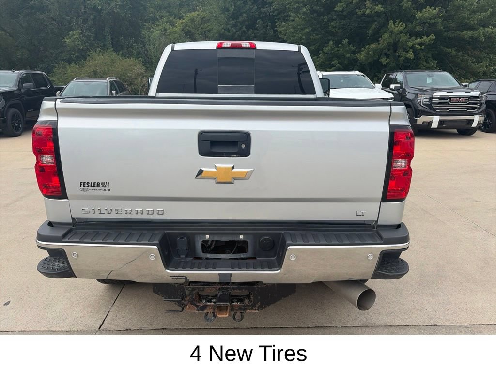Used 2019 Chevrolet Silverado 2500 LT w/ LT Convenience Package AWD/4WD image 9
