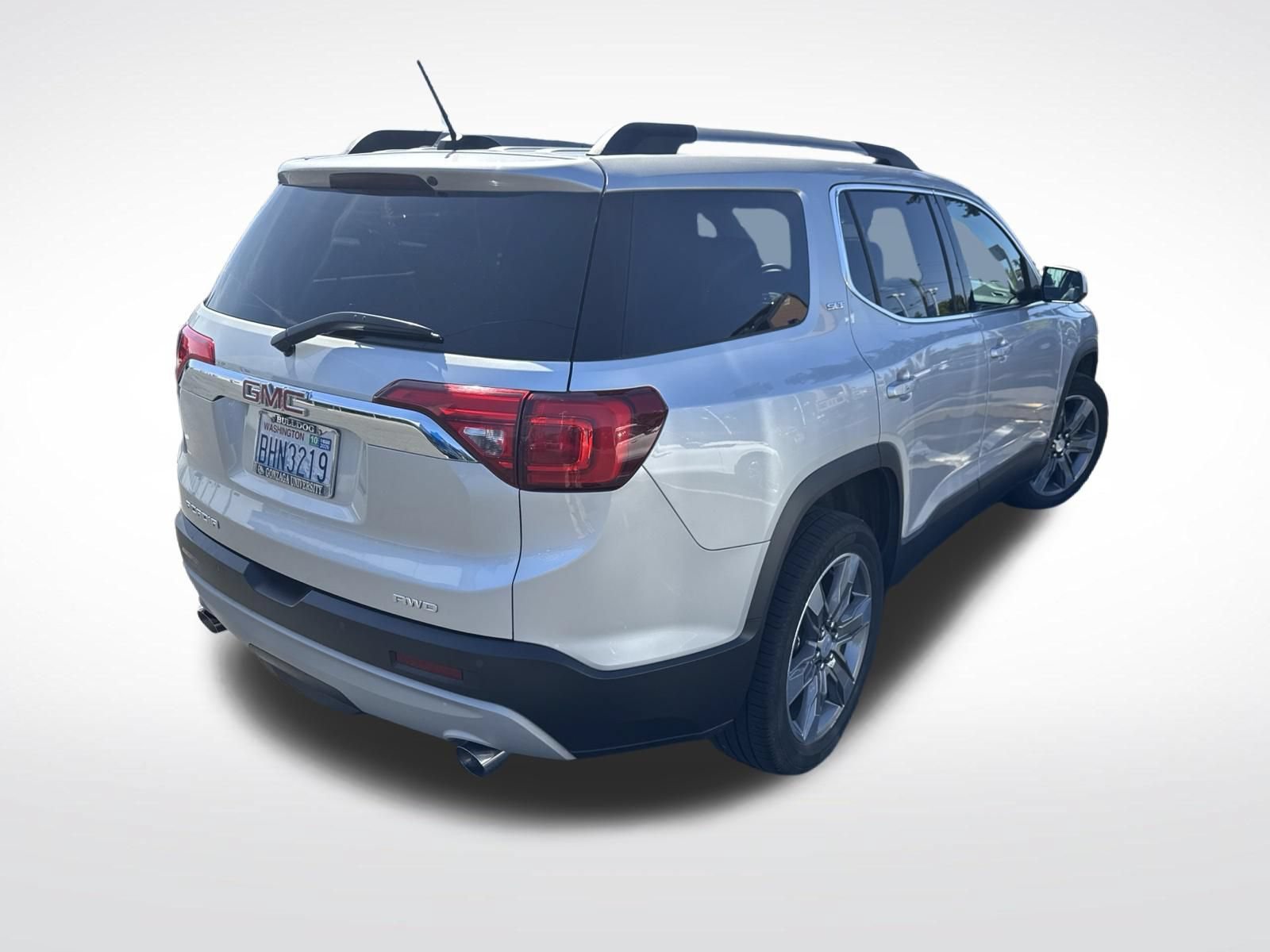 Used 2017 GMC Acadia SLT AWD/4WD image 18