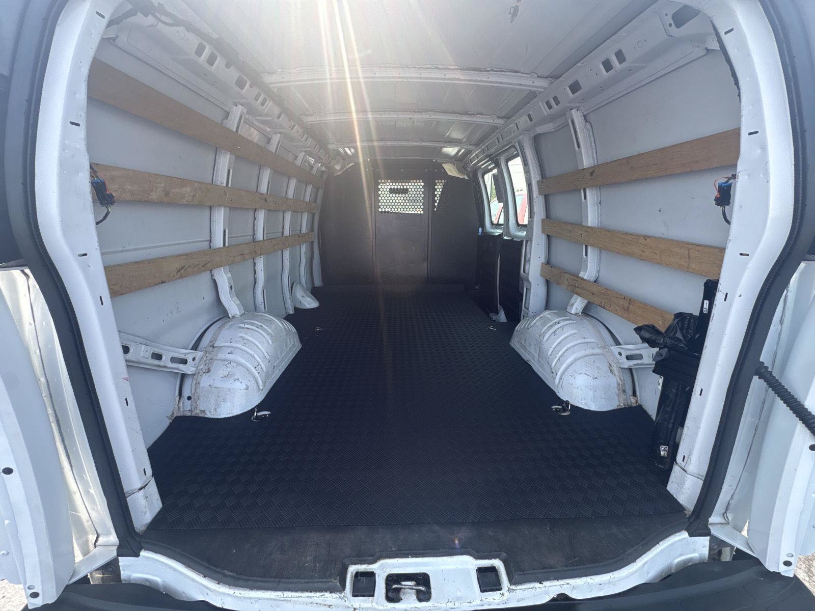 Used 2024 Chevrolet Express 2500 w/ Driver Convenience Package RWD image 9