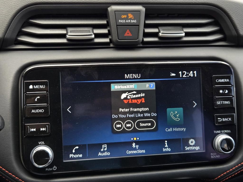 New 2025 Nissan Versa SR w/ Trunk Package image 19