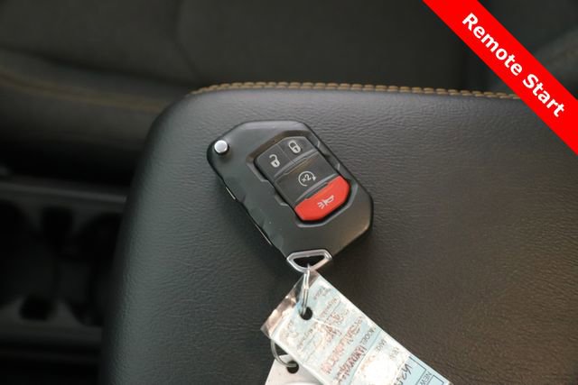 Used 2025 Jeep Wrangler Unlimited Sahara image 3