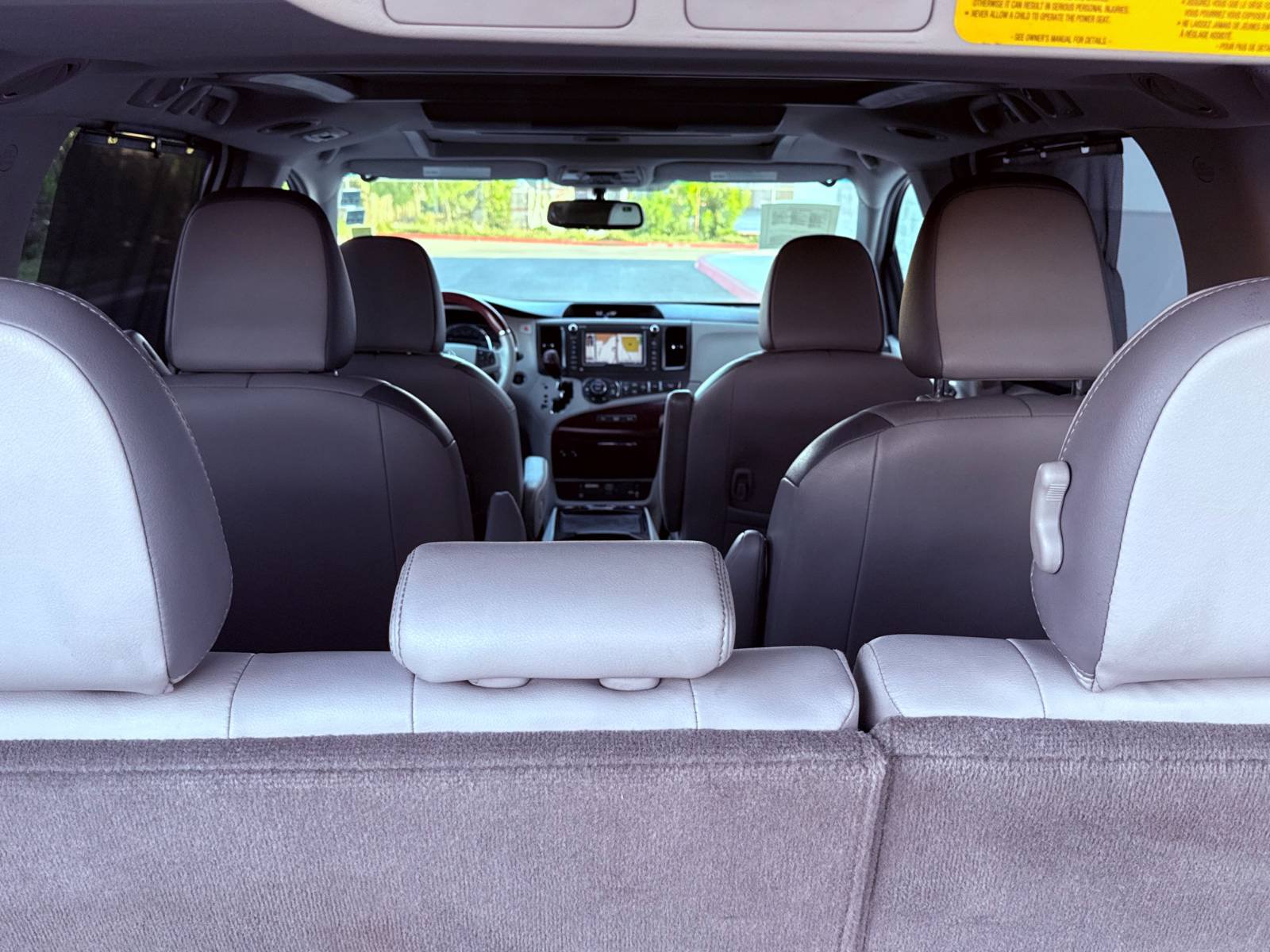 Used 2012 Toyota Sienna Limited w/ Premium Pkg FWD image 37