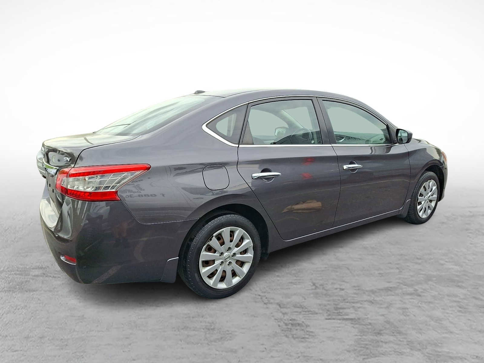 Used 2015 Nissan Sentra SV FWD image 4