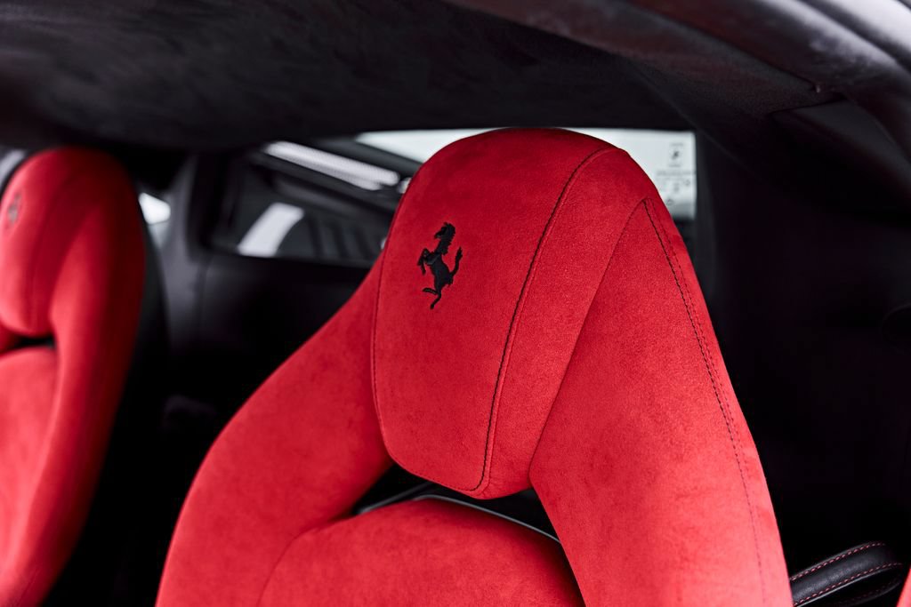 Used 2018 Ferrari 488 GTB RWD image 58
