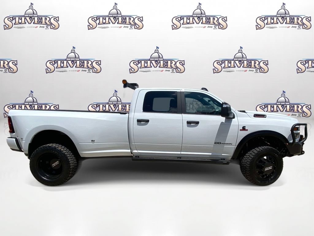New 2026 RAM 3500 Big Horn AWD/4WD image 7