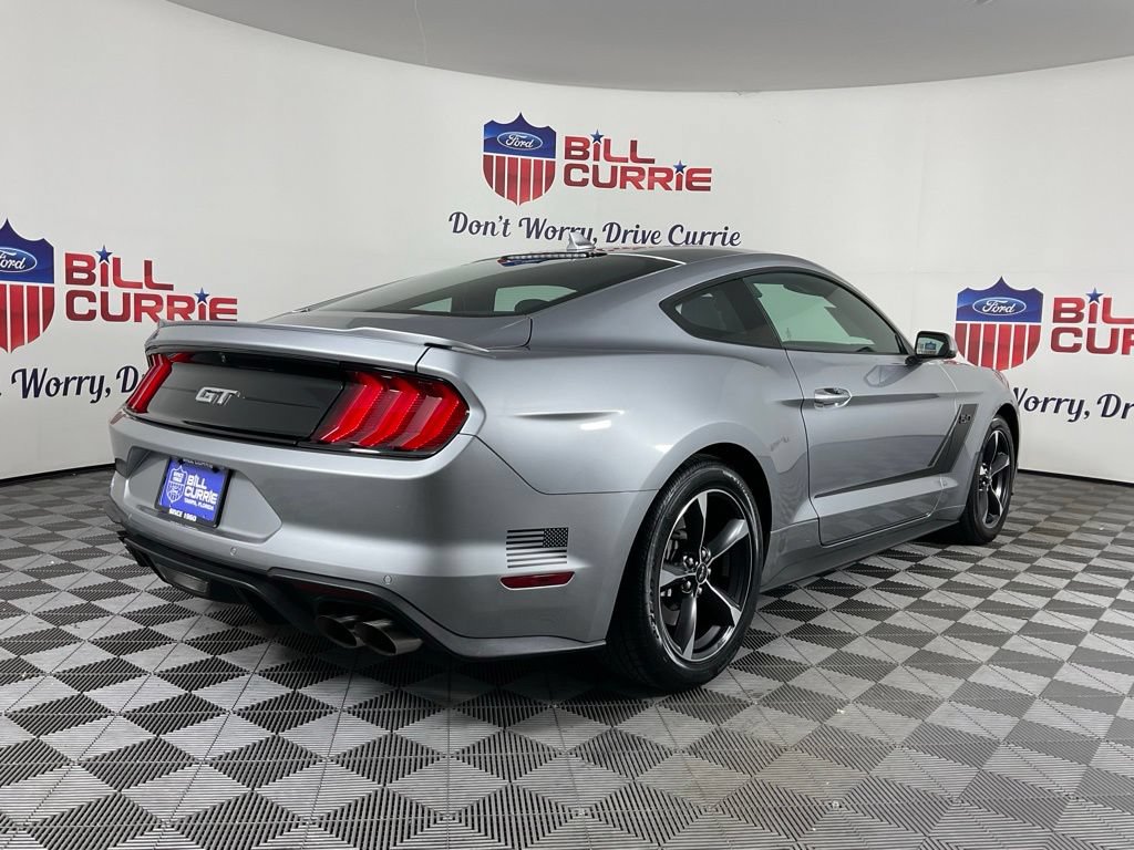 Used 2021 Ford Mustang GT RWD image 3