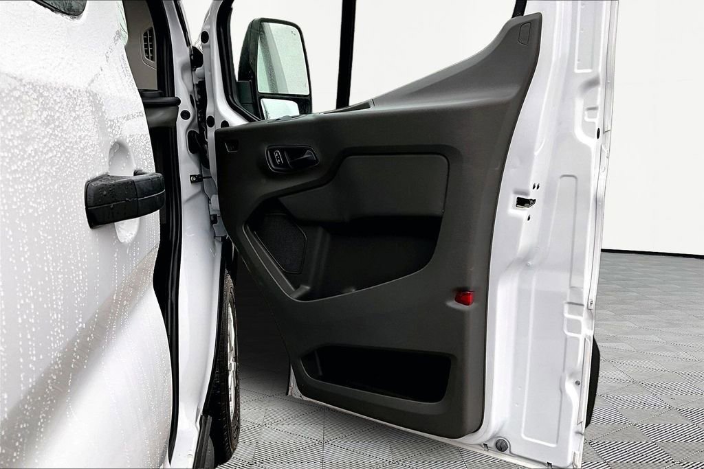 Certified 2024 Ford Transit 350 XLT image 24