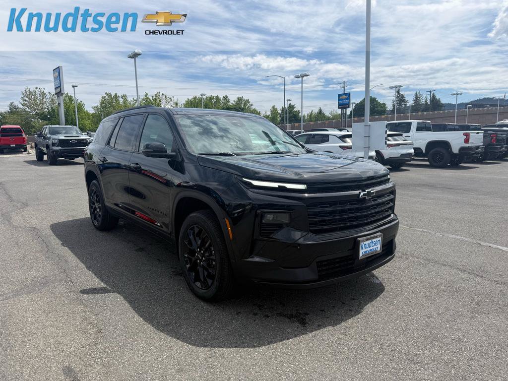 New 2026 Chevrolet Traverse LT w/ Midnight/Sport Edition AWD/4WD image 1