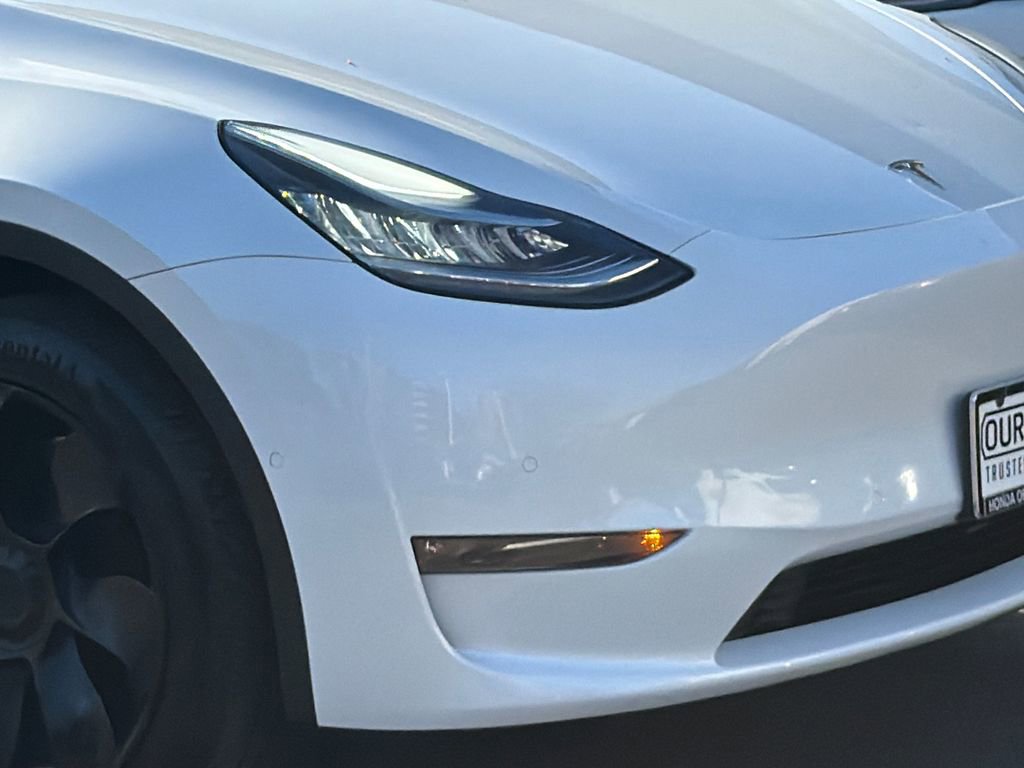 Used 2021 Tesla Model Y Long Range image 5