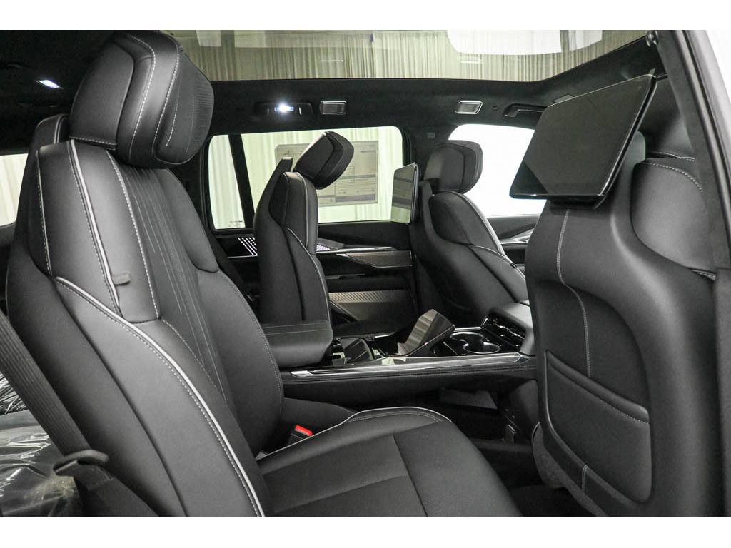 New 2026 Cadillac Escalade IQL Sport 2 AWD/4WD image 12