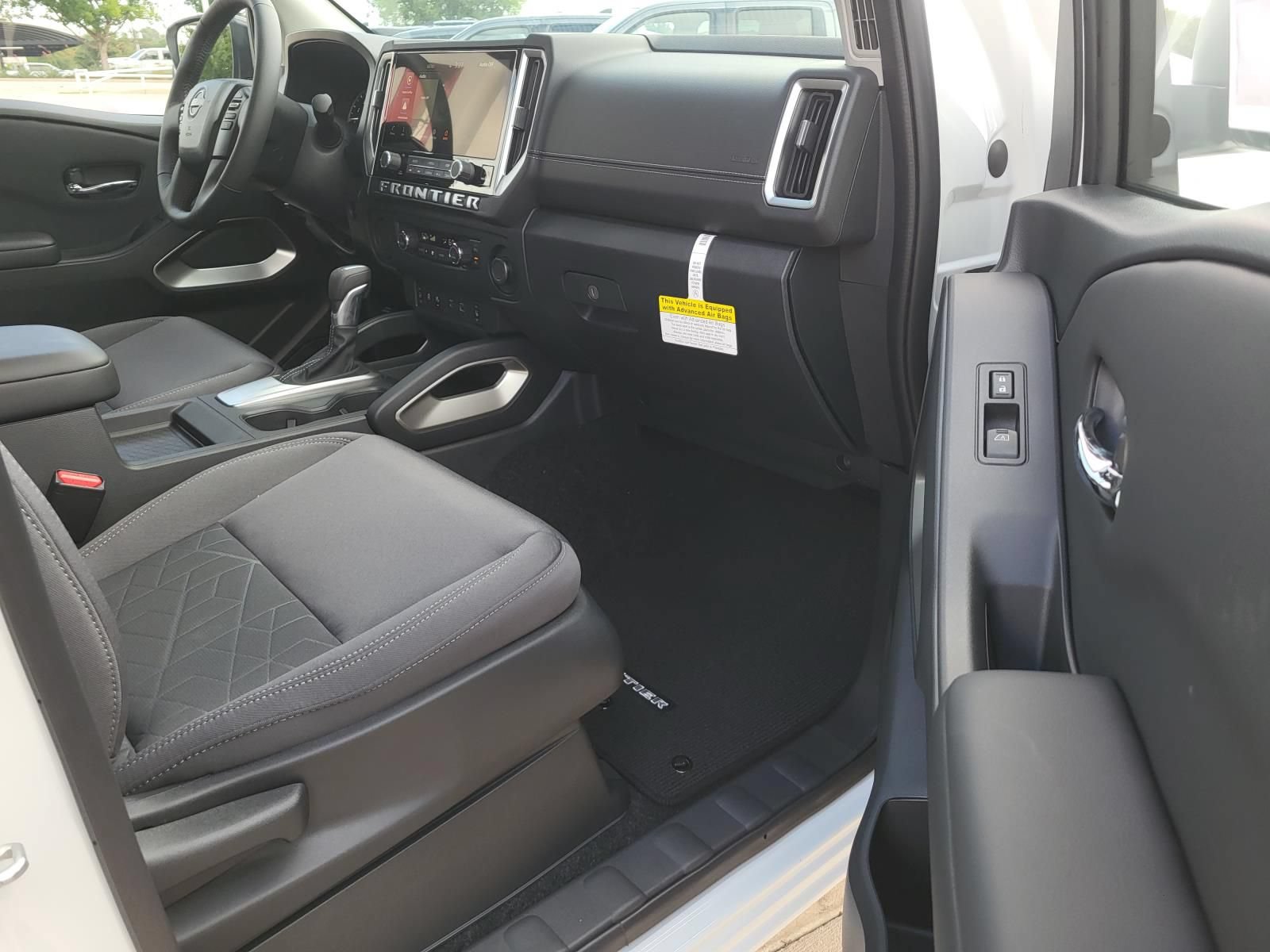 New 2026 Nissan Frontier SV w/ SV Convenience Package RWD image 11