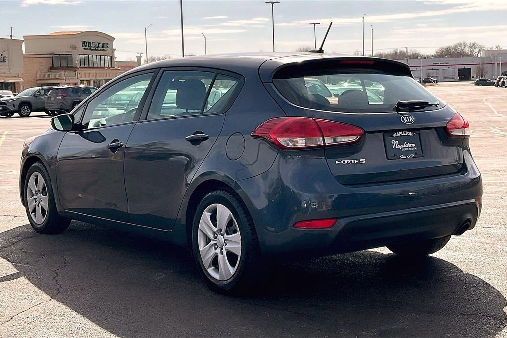 Used 2016 Kia Forte LX image 13