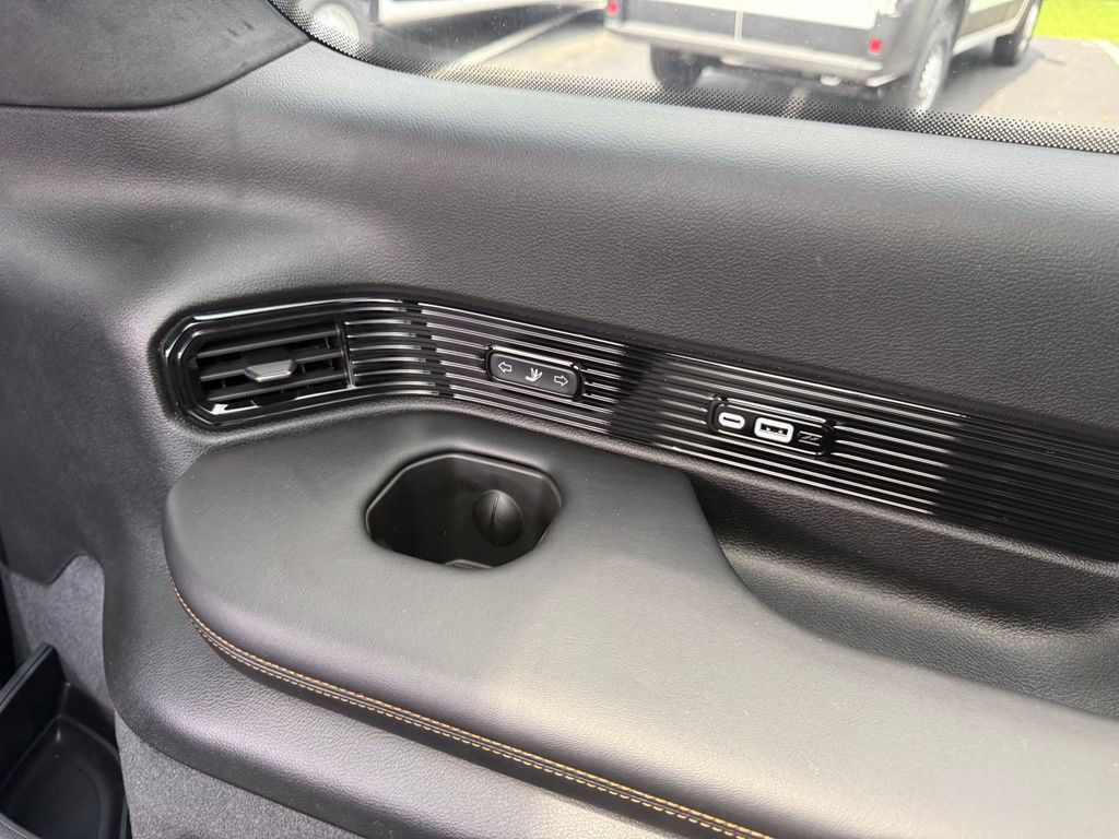 New 2026 Jeep Grand Wagoneer L Summit AWD/4WD image 43