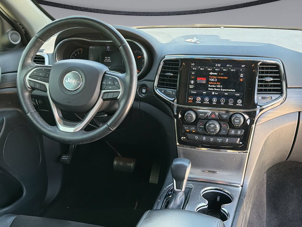Used 2022 Jeep Grand Cherokee Laredo X AWD/4WD image 19