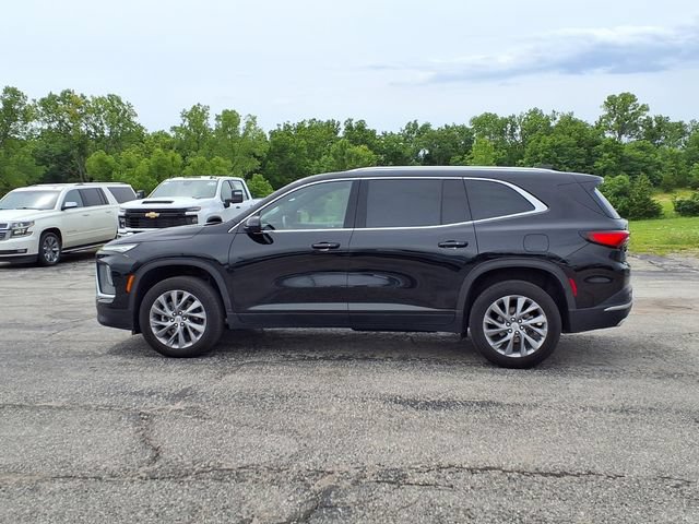 Used 2025 Buick Enclave Preferred AWD/4WD image 44