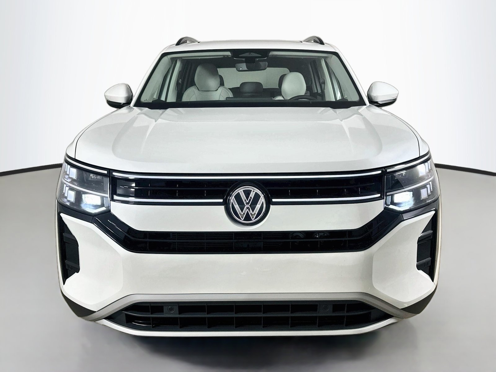 New 2027 Volkswagen Atlas SE AWD/4WD image 2