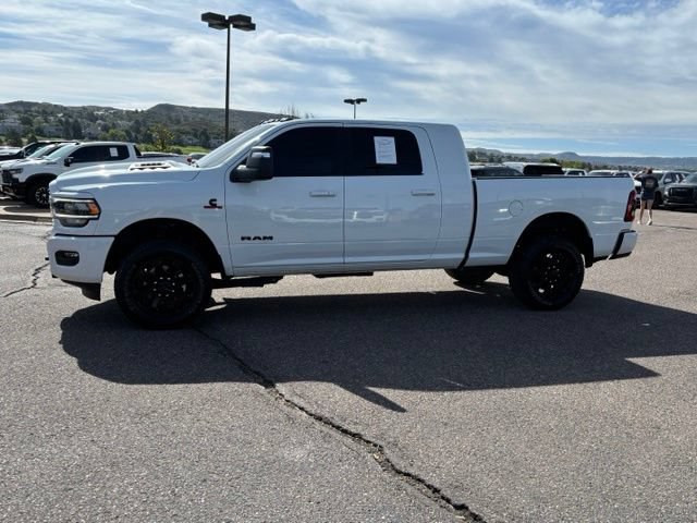 Used 2024 RAM 2500 Laramie w/ Night Edition AWD/4WD image 2