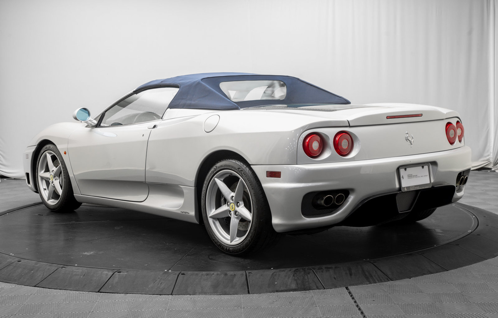 Used 2003 Ferrari 360 Spider RWD image 12