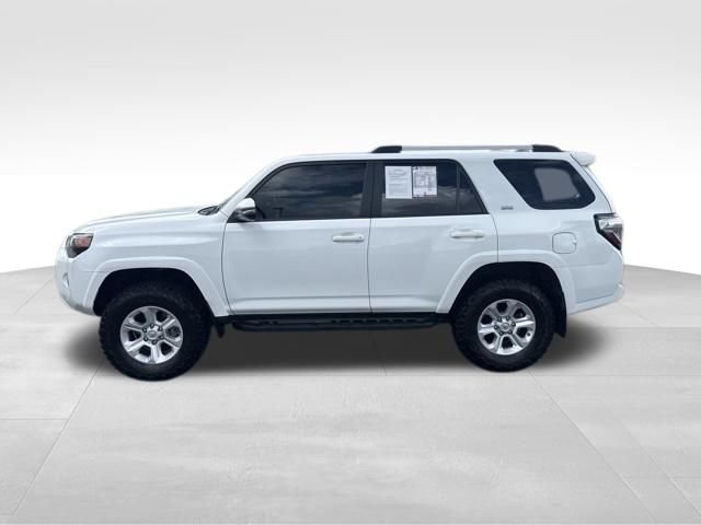 Used 2024 Toyota 4Runner SR5 Premium w/ Moonroof Package AWD/4WD image 2
