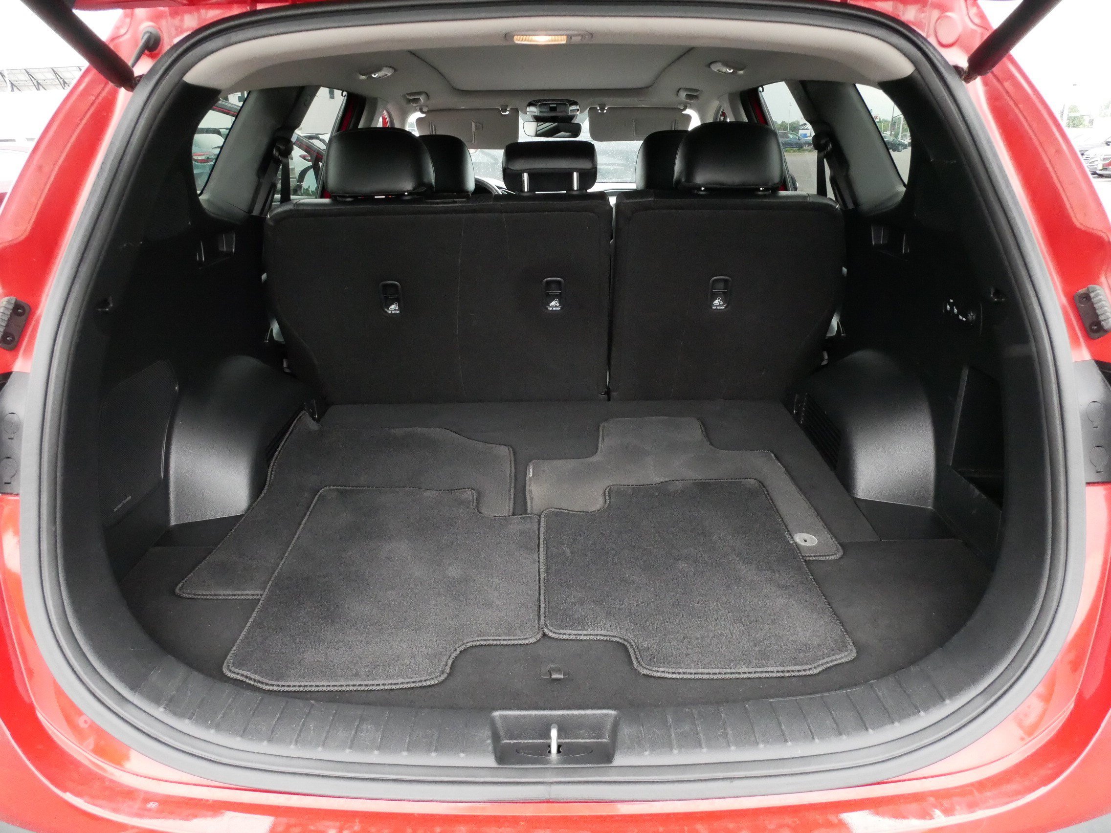 Used 2022 Hyundai Santa Fe SEL w/ Convenience + Premium Package AWD/4WD image 18