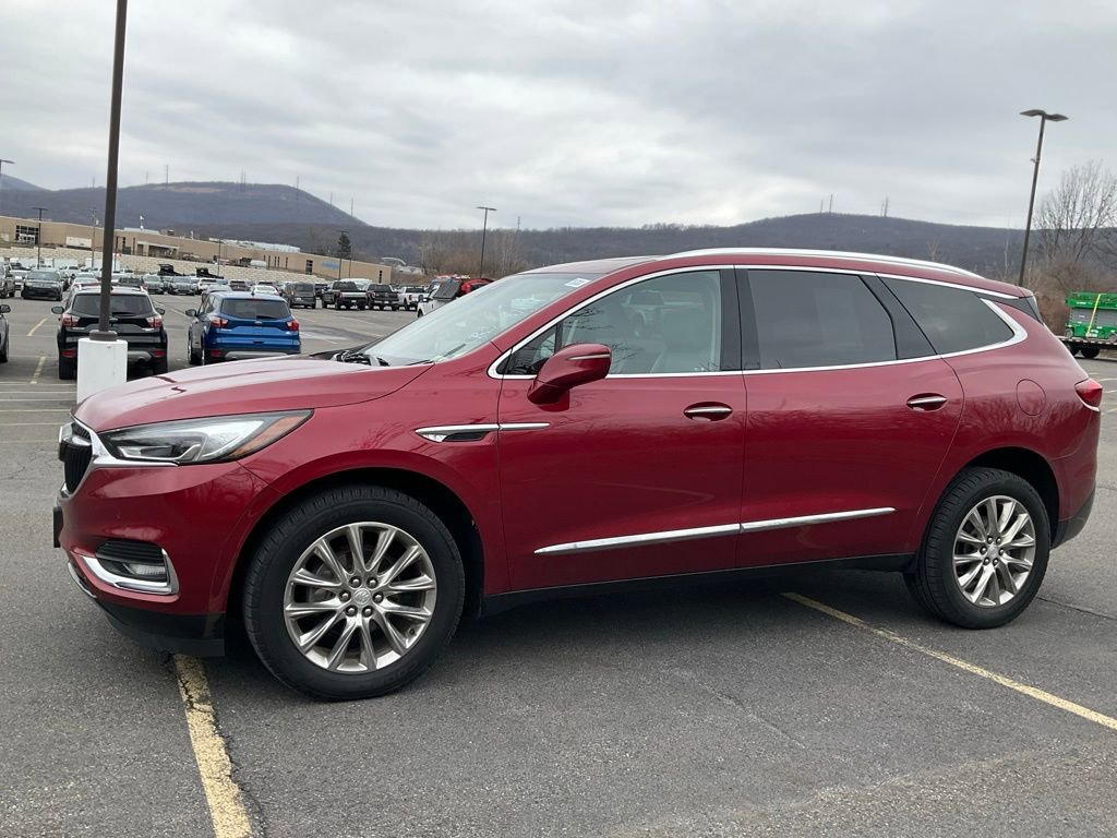 Used 2020 Buick Enclave Premium w/ Sun and Sites Package image 9