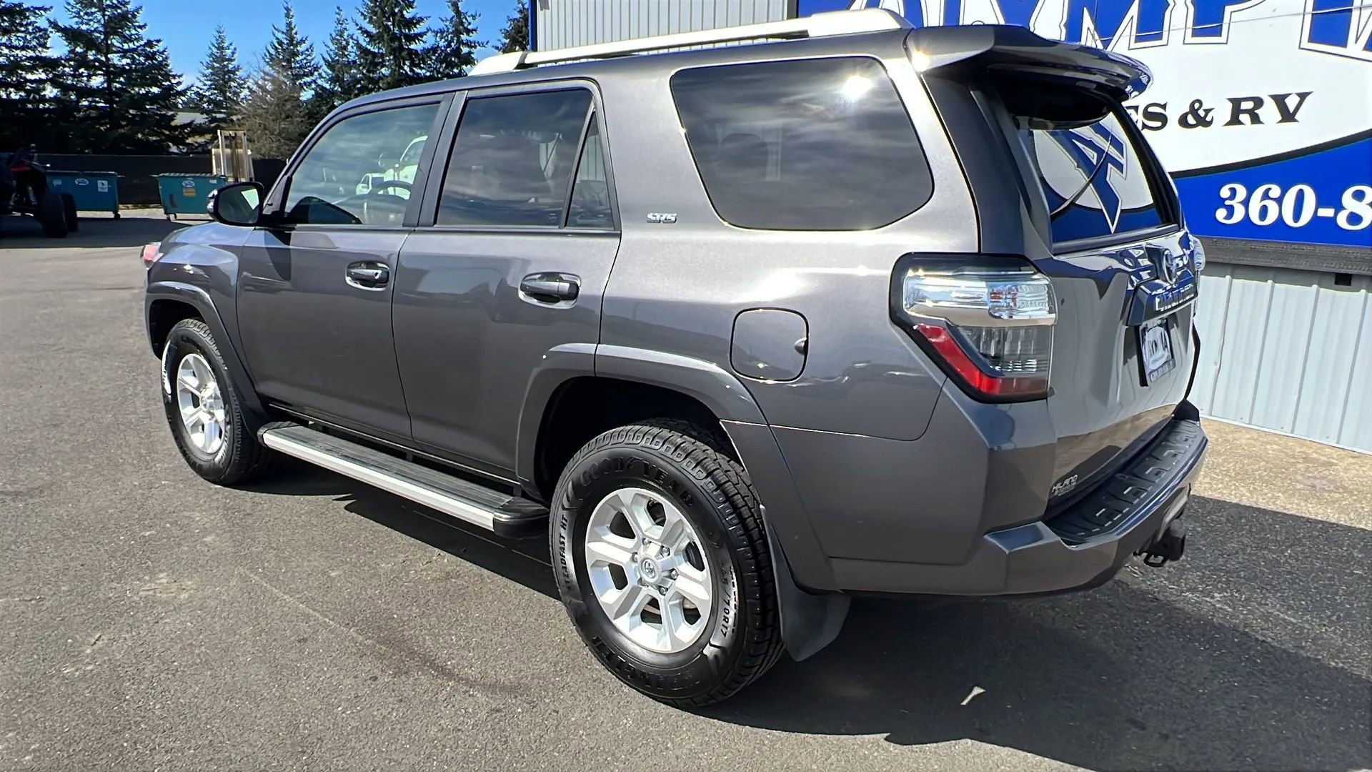 Used 2015 Toyota 4Runner SR5 Premium AWD/4WD image 11