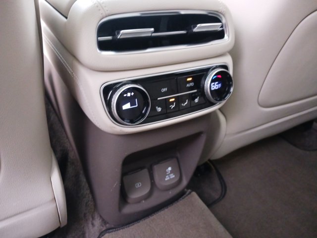 Used 2023 Genesis GV80 3.5T Advanced + image 33