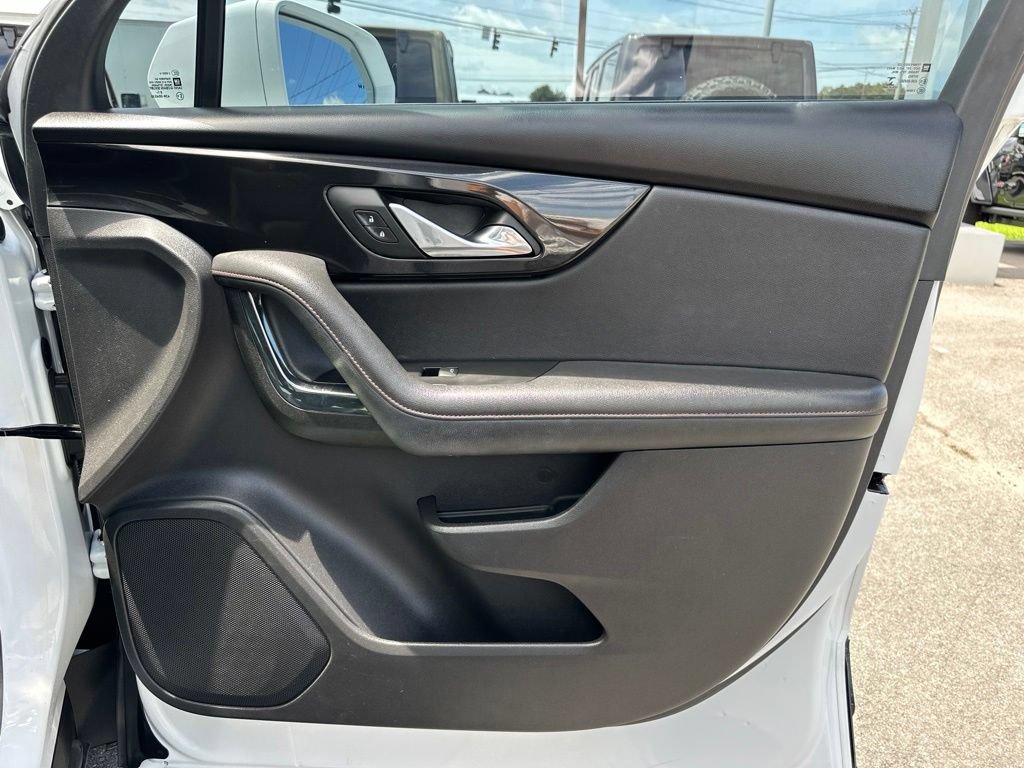 Used 2019 Chevrolet Blazer RS w/ Sun and Wheels Package FWD image 20