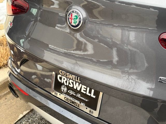 Used 2023 Alfa Romeo Stelvio Ti image 17