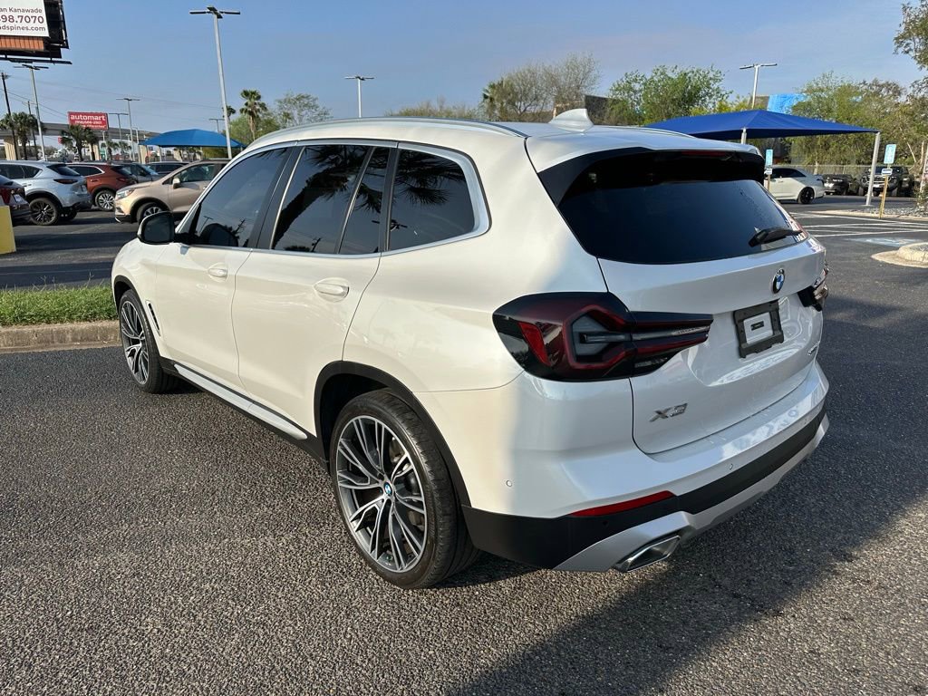 Used 2024 BMW X3 sDrive30i w/ Convenience Package image 4