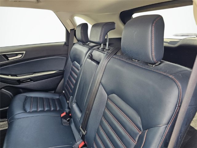 Used 2023 Ford Edge SEL w/ Sport Appearance Package AWD/4WD image 31