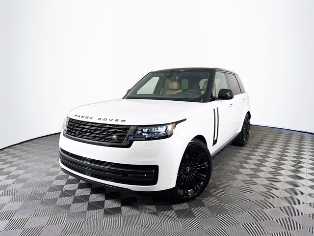 New 2025 Land Rover Range Rover SE