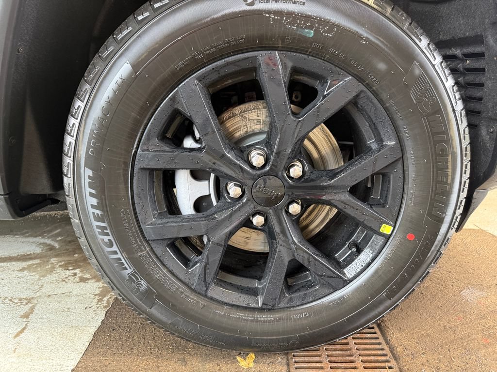 New 2026 Jeep Grand Cherokee Altitude AWD/4WD image 48