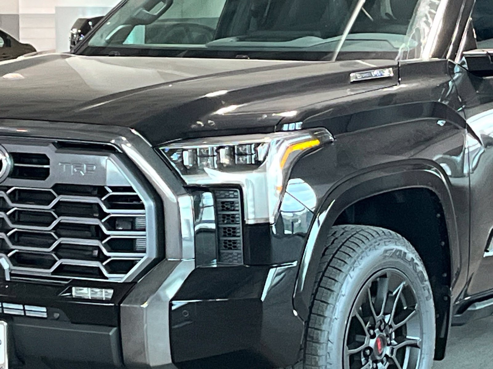 New 2026 Toyota Tundra Platinum w/ TRD Off-Road Package AWD/4WD image 5