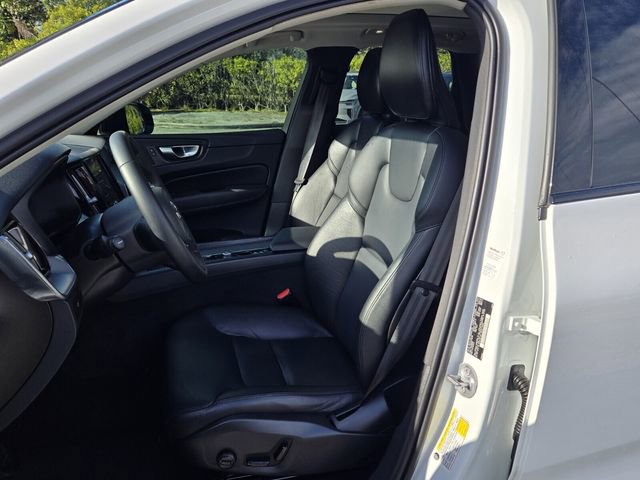 Certified 2024 Volvo XC60 B5 Core image 13