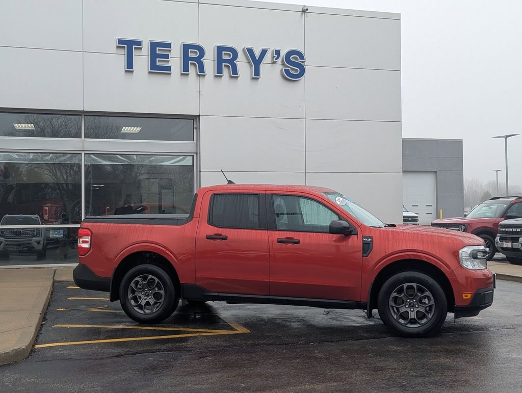 Used 2023 Ford Maverick XLT w/ Equipment Group 300A Standard image 2