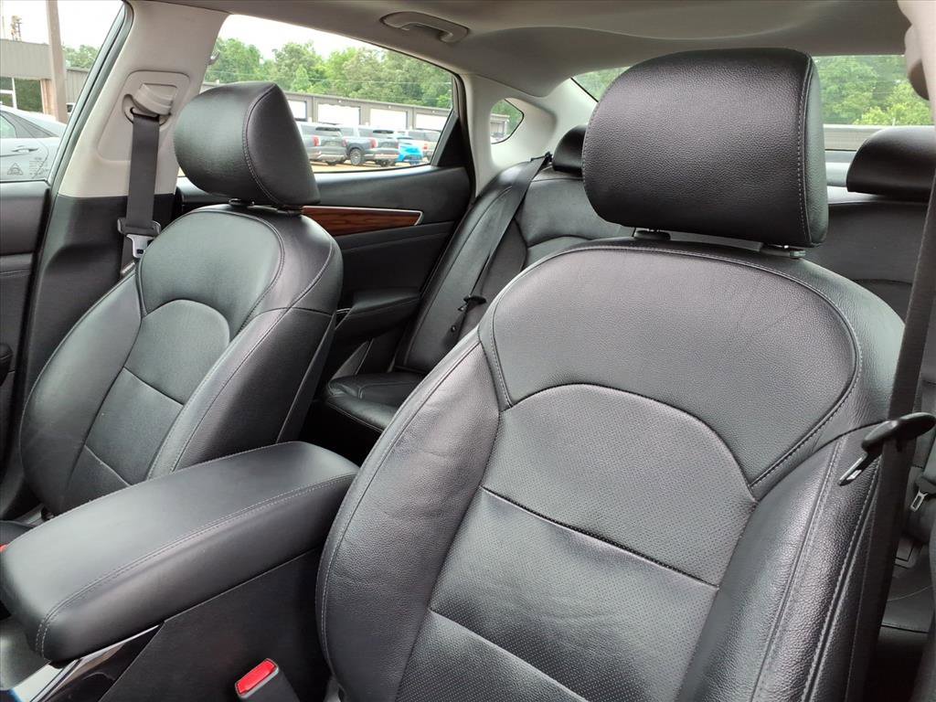 Used 2018 Kia Cadenza Technology FWD image 16