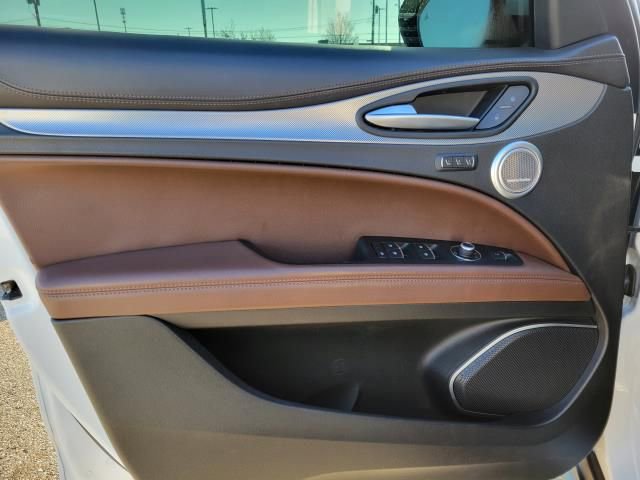 Used 2019 Alfa Romeo Stelvio Ti Sport w/ Quick Order Package 22S Sport image 17