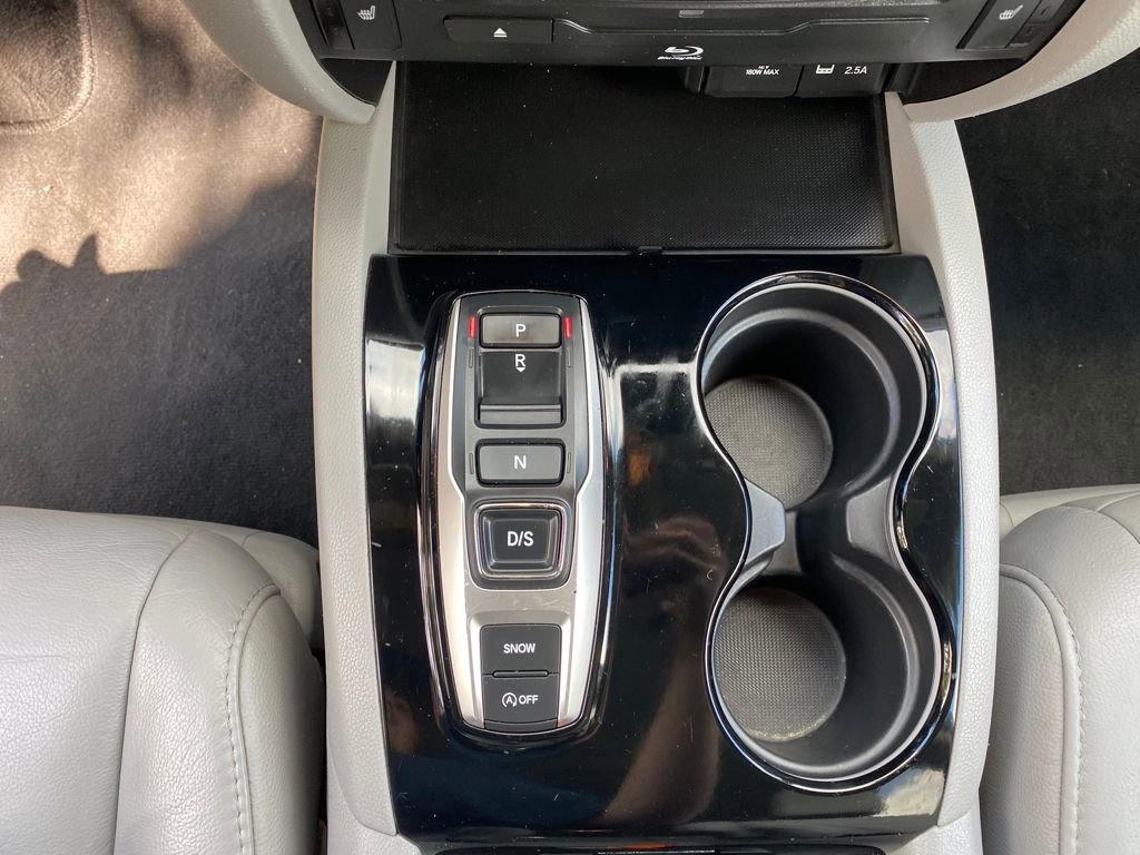 Used 2020 Honda Pilot Touring image 16