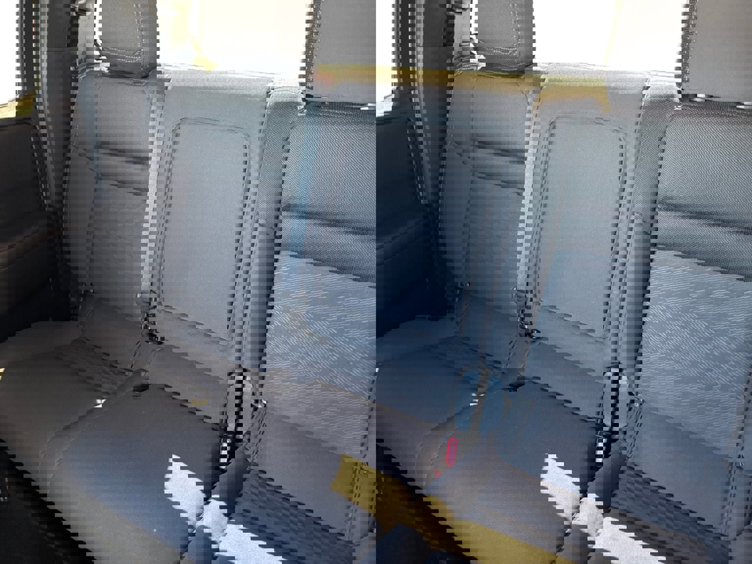 Used 2023 Nissan Frontier SV w/ Midnight Edition Package image 16